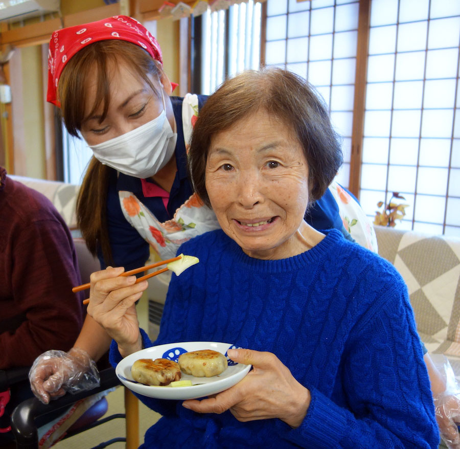おやきづくり